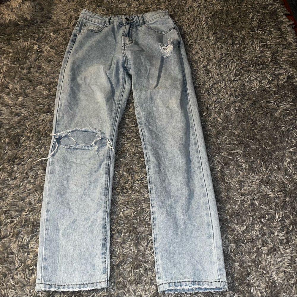 Princess Polly straight leg distressed jeans size 4